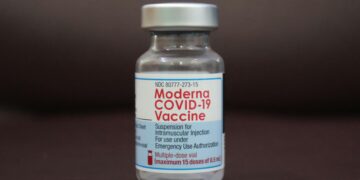 moderna-vaccine-2