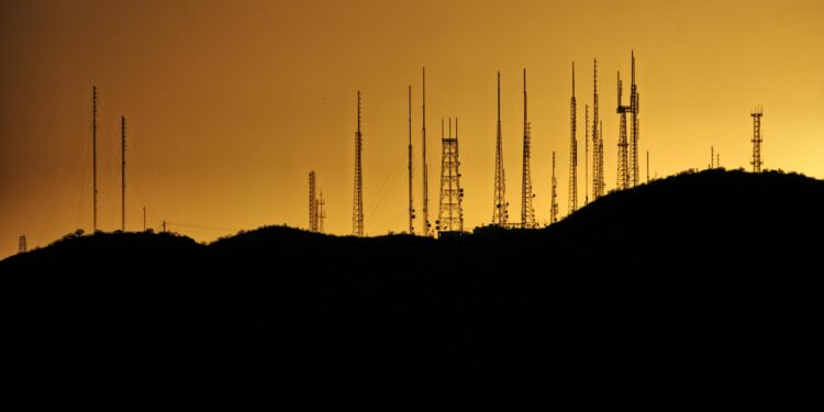 telecomunnication-towers